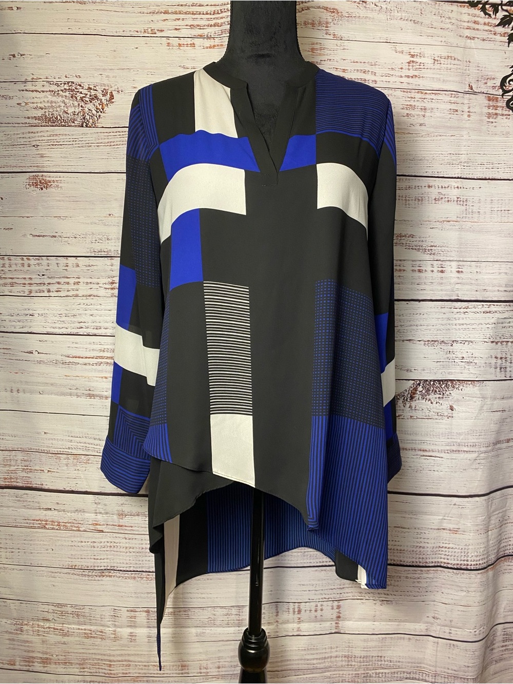 Chico's Black, Royal Blue & White Geometric Split-Hem Tunic Sz-0-US-S